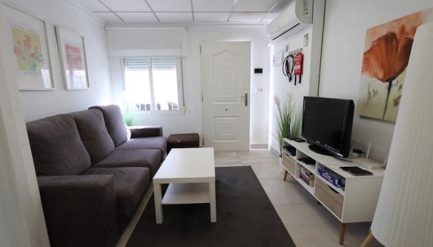 Wiederverkauf - Bungalow - Torrevieja - La Siesta - El Salado -  Torreta
