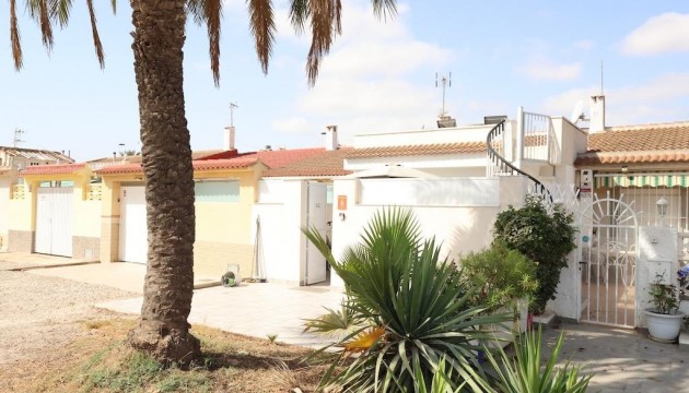 Wiederverkauf - Bungalow - Torrevieja - La Siesta - El Salado -  Torreta