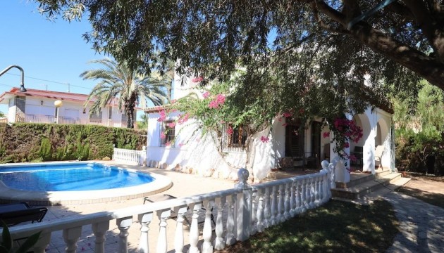 Wiederverkauf - Detached Villa - Orihuela Costa - Cabo Roig