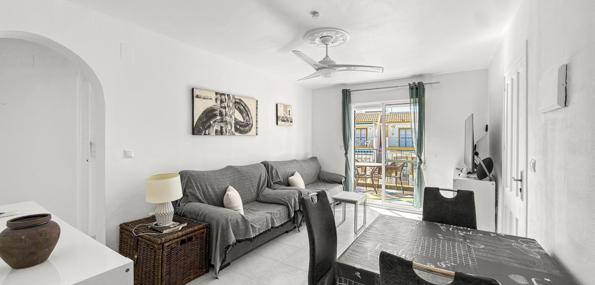 Apartment in Torrevieja - Image 3