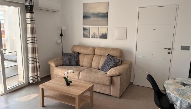 Herverkoop - Apartment - Orihuela Costa