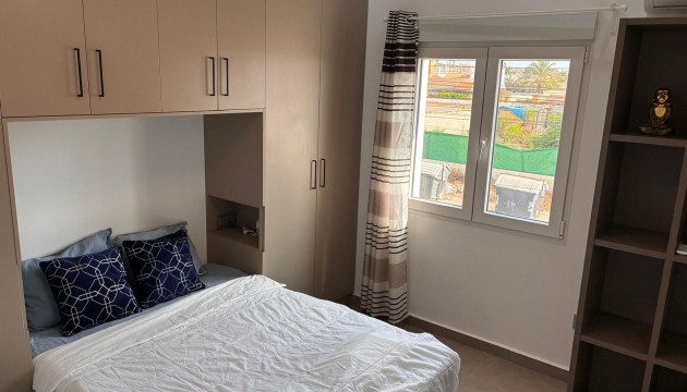 Herverkoop - Apartment - Orihuela Costa