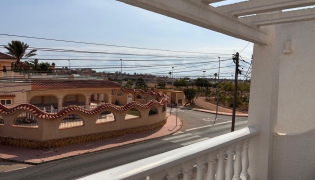 Herverkoop - Apartment - Orihuela Costa