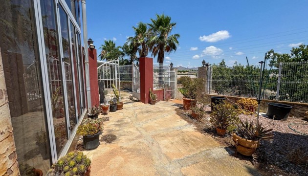 Перепродажа - деревенский дом - Orihuela