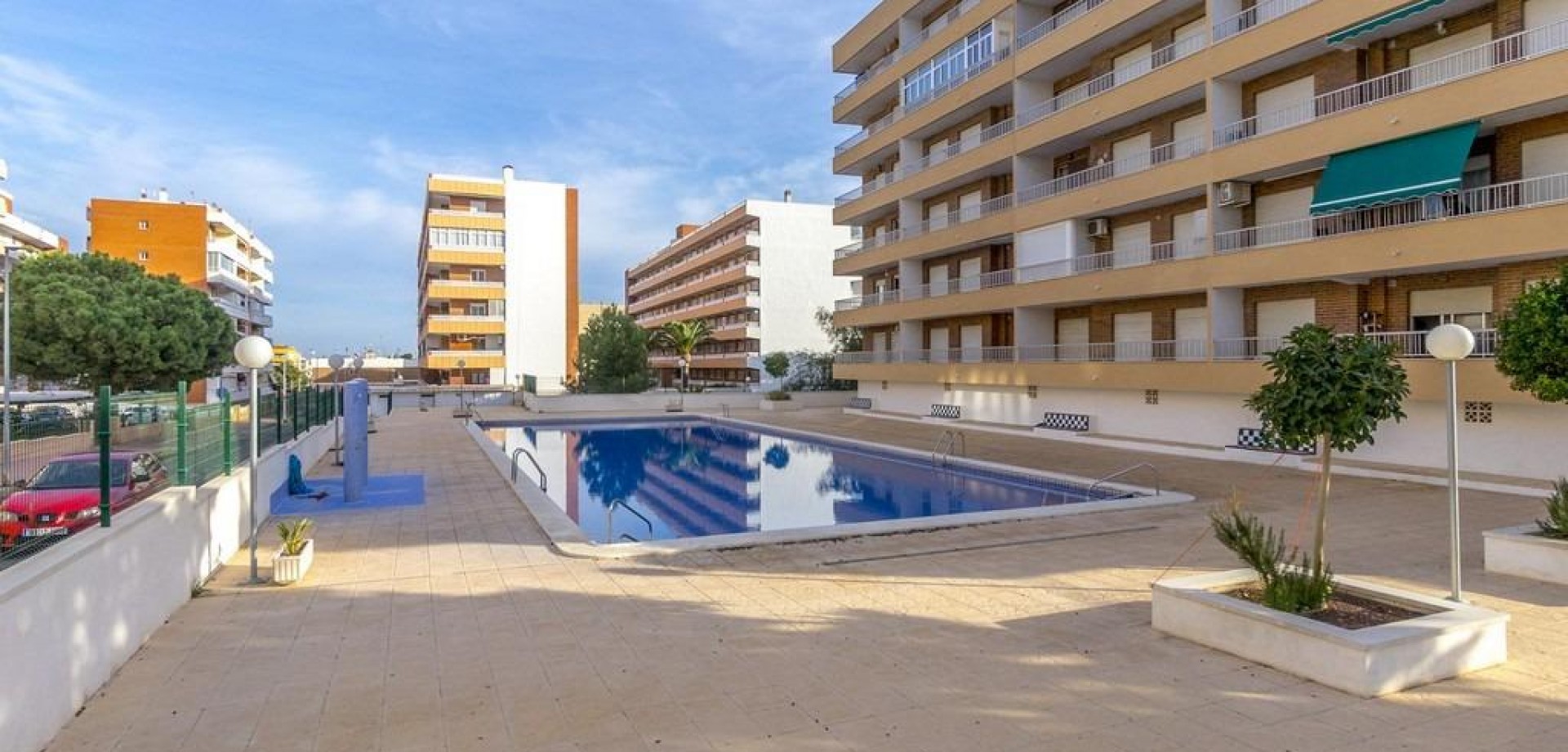 Apartment in Punta Prima - Image 3