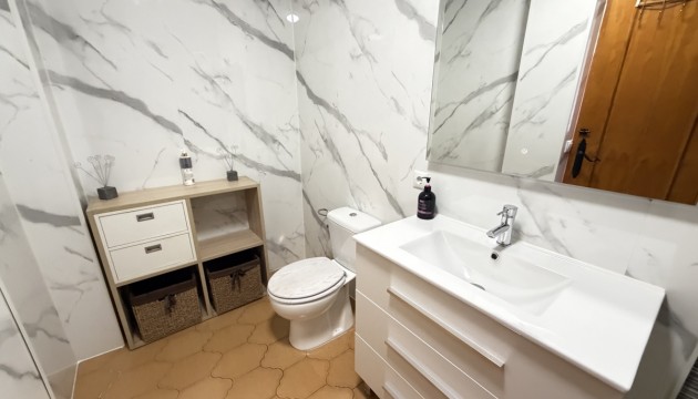 Wiederverkauf - Apartment - Orihuela Costa - Villamartín