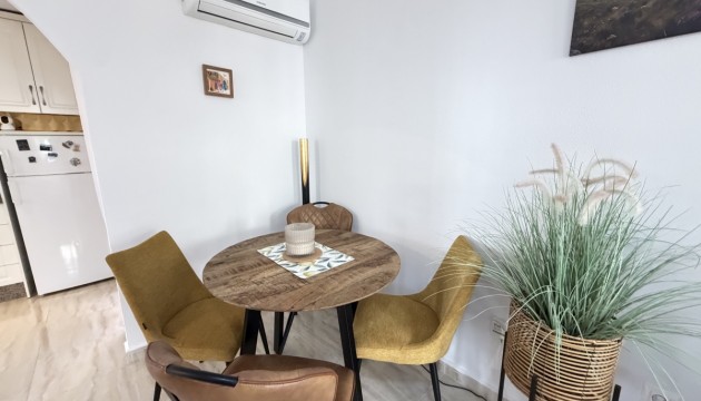 Odsprzedaż - Apartment - Orihuela Costa - Los Dolses