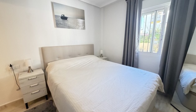 Odsprzedaż - Apartment - Orihuela Costa - Los Dolses