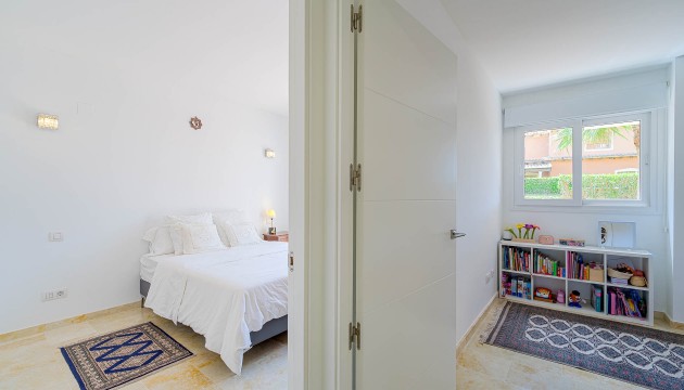Odsprzedaż - Apartment - Orihuela Costa - Punta Prima
