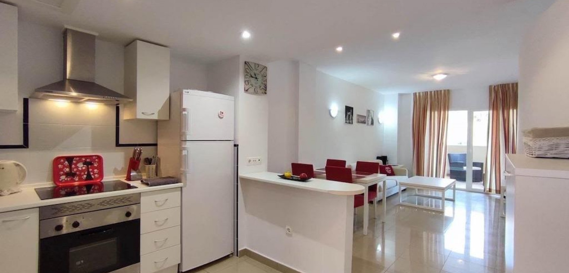 Apartment in Punta Prima - Image 3