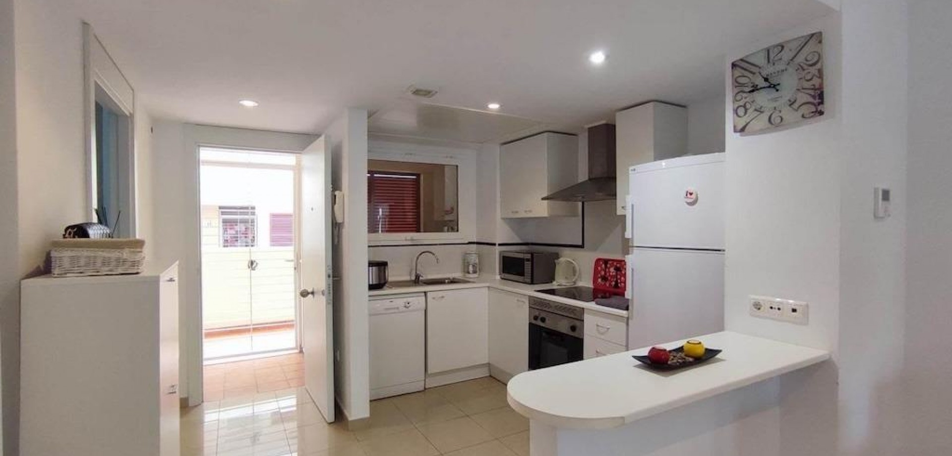 Apartment in Punta Prima - Image 4