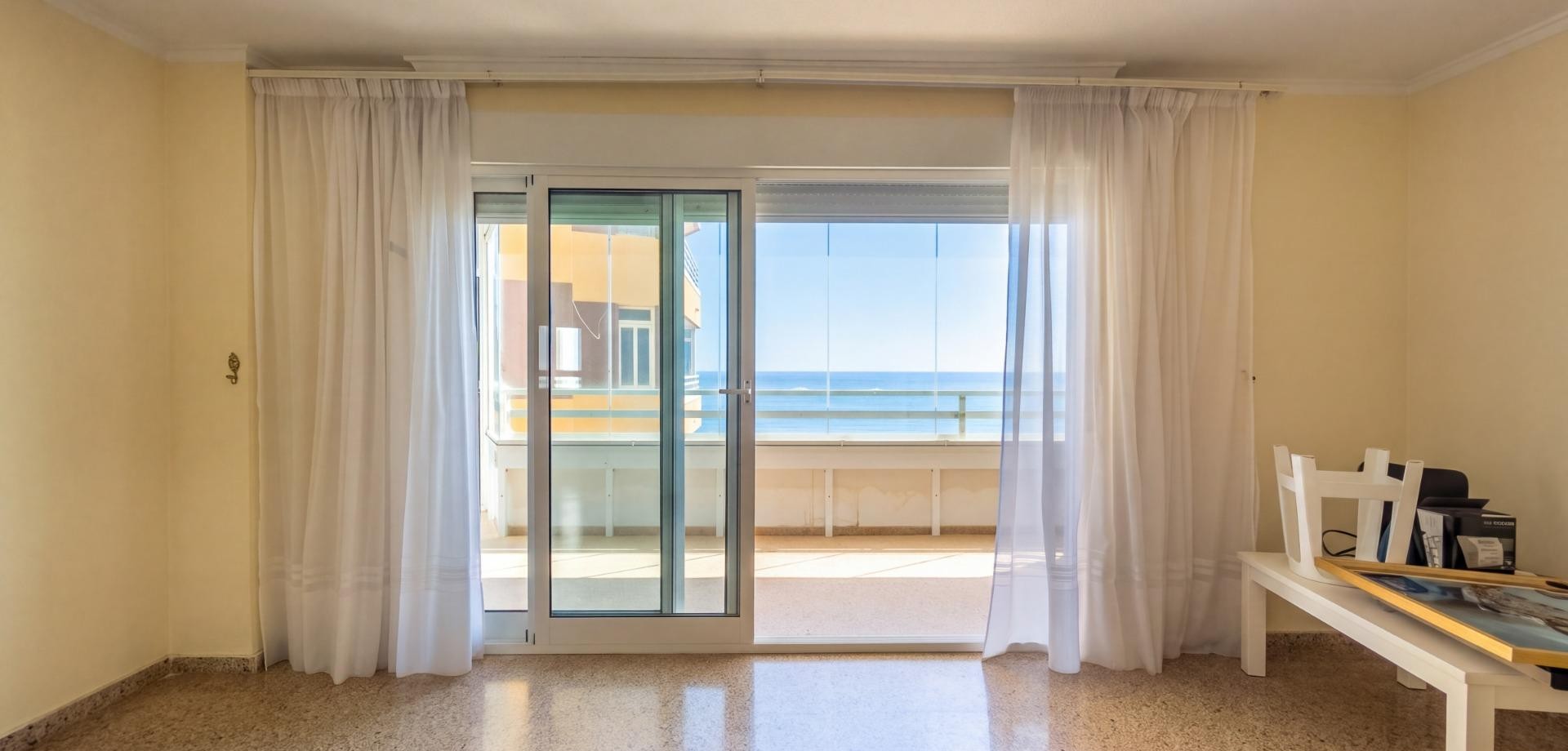 Apartment in Torrelamata - Image 5