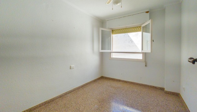 Odsprzedaż - Apartment - Torrevieja - Torrelamata - La Mata