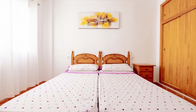 Odsprzedaż - Apartment - Torrevieja - Playa de los Locos