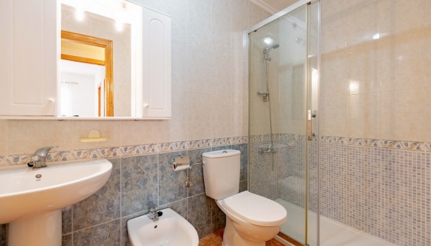 Odsprzedaż - Apartment - Torrevieja - Playa de los Locos
