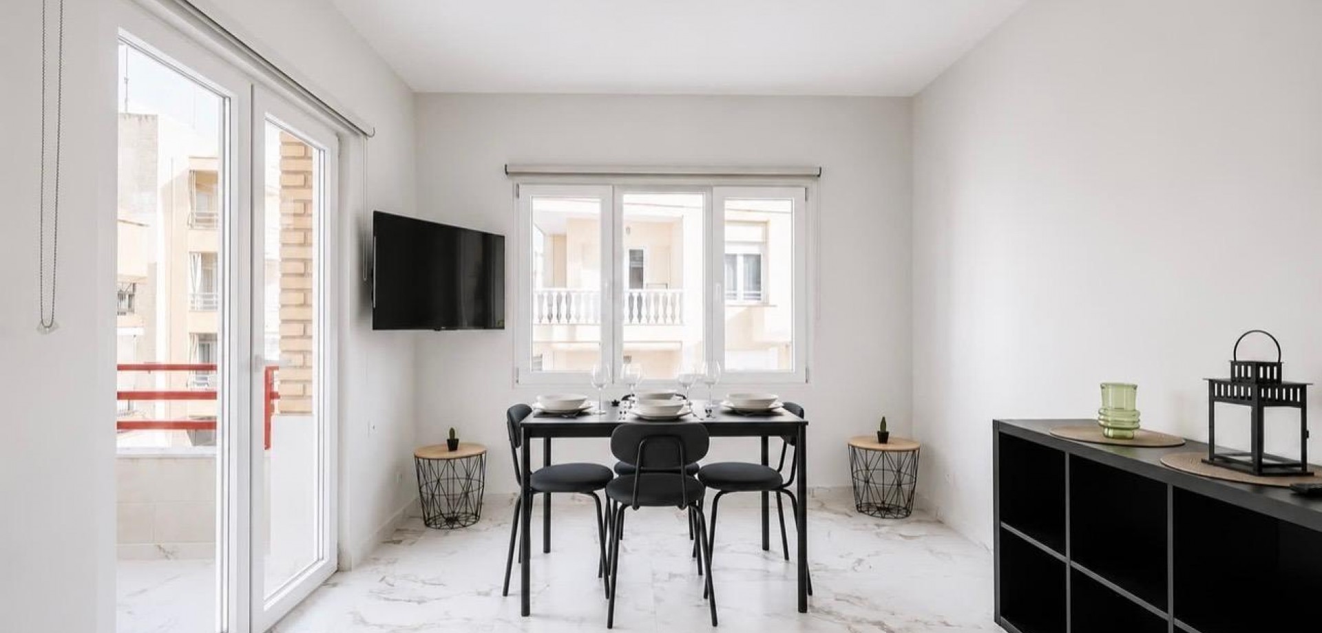 Apartment in Torrevieja - Image 2
