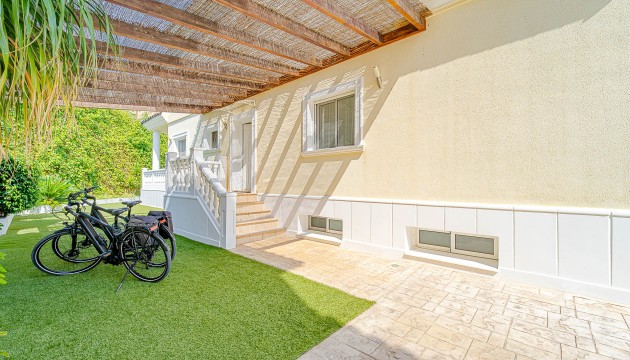 Videresalg - Detached Villa - Alicante - El Campello