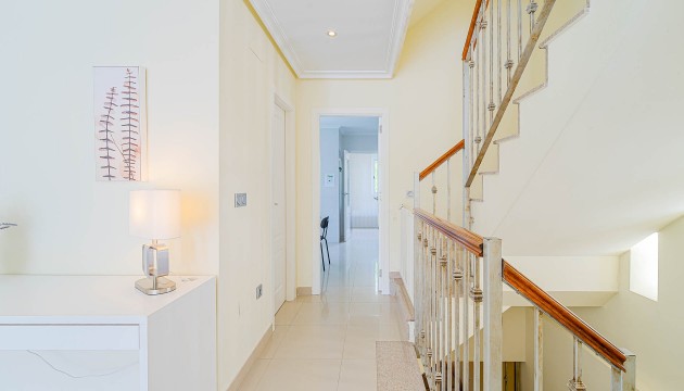 Videresalg - Detached Villa - Alicante - El Campello