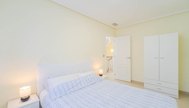 Videresalg - Detached Villa - Alicante - El Campello