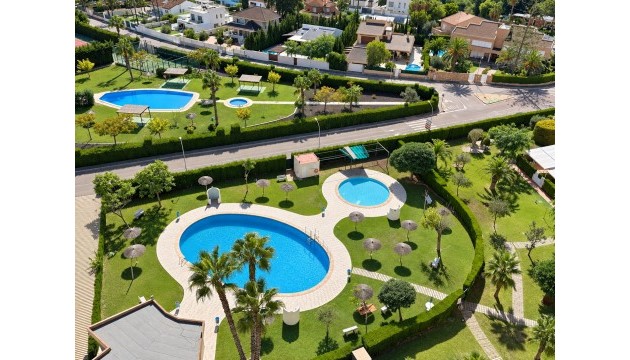 Videresalg - Apartment / Duplex - Orihuela Costa - Campoamor
