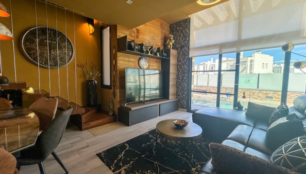 Wiederverkauf - Detached Villa - Orihuela Costa - Lomas de Cabo Roig