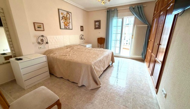 Videresalg - Detached Villa - Orihuela Costa - Villamartín
