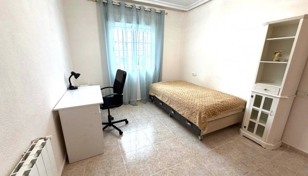 Videresalg - Detached Villa - Orihuela Costa - Villamartín