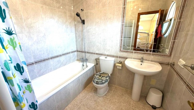 Videresalg - Detached Villa - Orihuela Costa - Villamartín