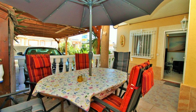 Videresalg - Detached Villa - Orihuela Costa - Playa Flamenca