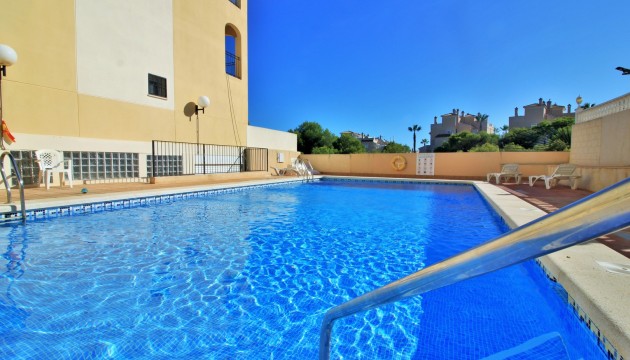 Videresalg - Detached Villa - Orihuela Costa - Playa Flamenca