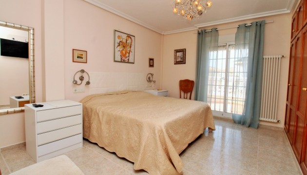 Videresalg - Detached Villa - Orihuela Costa - Villamartín
