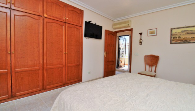 Videresalg - Detached Villa - Orihuela Costa - Villamartín