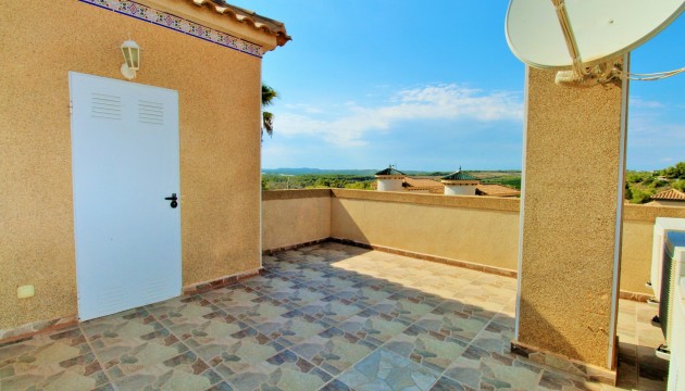 Videresalg - Detached Villa - Orihuela Costa - Villamartín