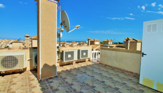Videresalg - Detached Villa - Orihuela Costa - Villamartín