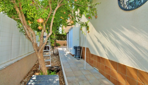 Videresalg - Detached Villa - Orihuela Costa - Villamartín