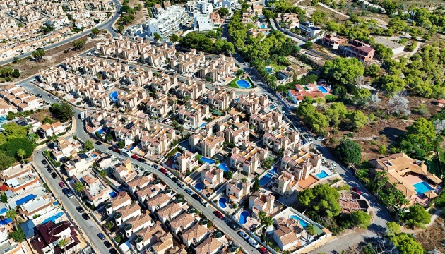 Videresalg - Detached Villa - Orihuela Costa - Villamartín