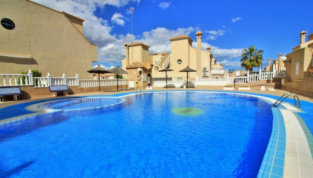 Videresalg - Detached Villa - Orihuela Costa - Villamartín