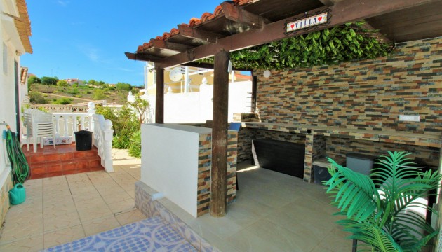 Videresalg - Detached Villa - Orihuela Costa - Villamartín