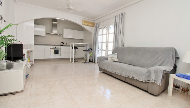 Videresalg - Detached Villa - Orihuela Costa - Villamartín