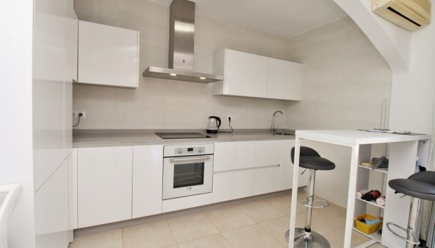 Videresalg - Detached Villa - Orihuela Costa - Villamartín