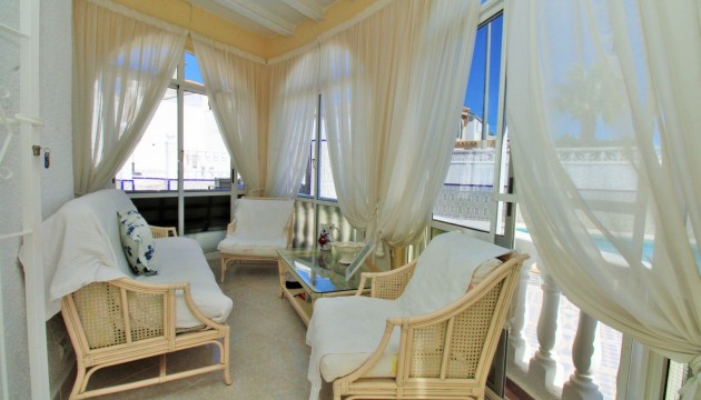 Videresalg - Detached Villa - Orihuela Costa - Villamartín