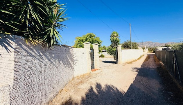 Reventa - Chalet Independiente - Crevillente