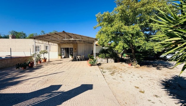 Reventa - Chalet Independiente - Crevillente