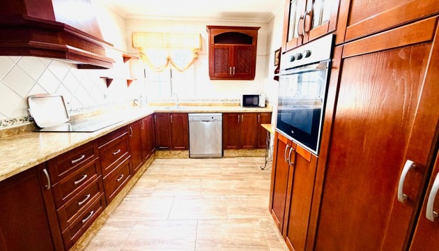 Reventa - Chalet Independiente - Crevillente
