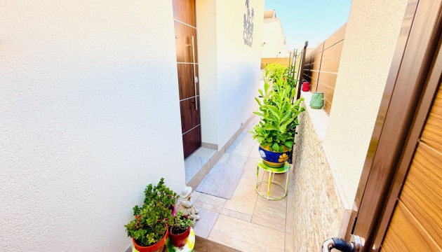 Resale - Semi Detached Villa - Los Montesinos