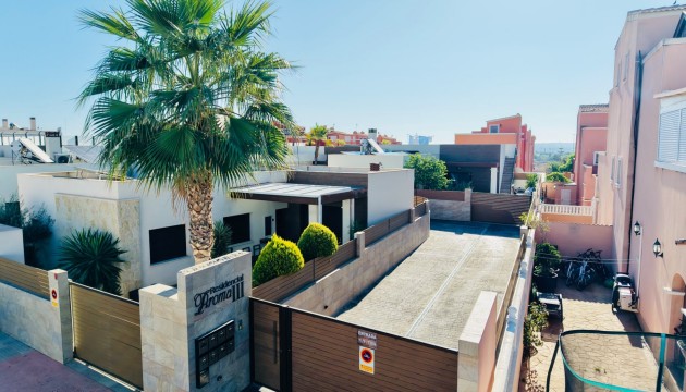 Resale - Semi Detached Villa - Los Montesinos