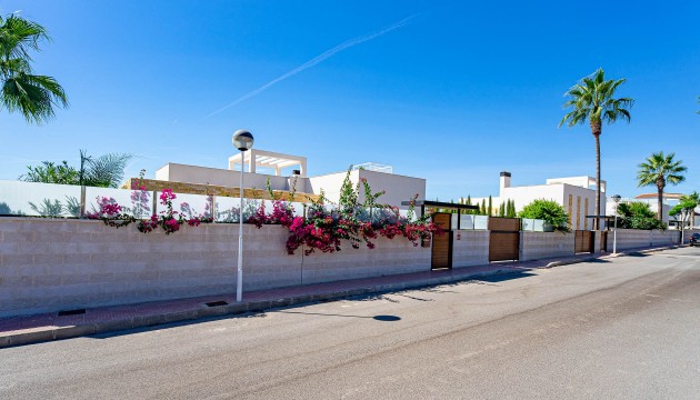 Videresalg - Detached Villa - Ciudad Quesada - Doña Pena