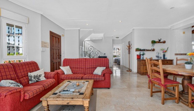 Videresalg - Detached Villa - Orihuela Costa - Villamartín