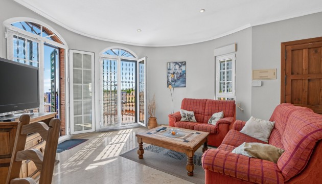 Videresalg - Detached Villa - Orihuela Costa - Villamartín