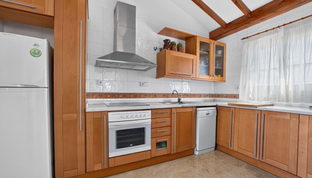 Videresalg - Detached Villa - Orihuela Costa - Villamartín